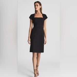 Reiss Haisley Tailored Dress for Woman. Square neckline. Color: Black Size 12.